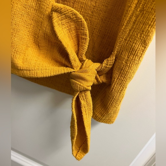 Madewell || Texture & Thread Wrap-Tie Yellow Gold Tank Top size Medium - Picture 3 of 9